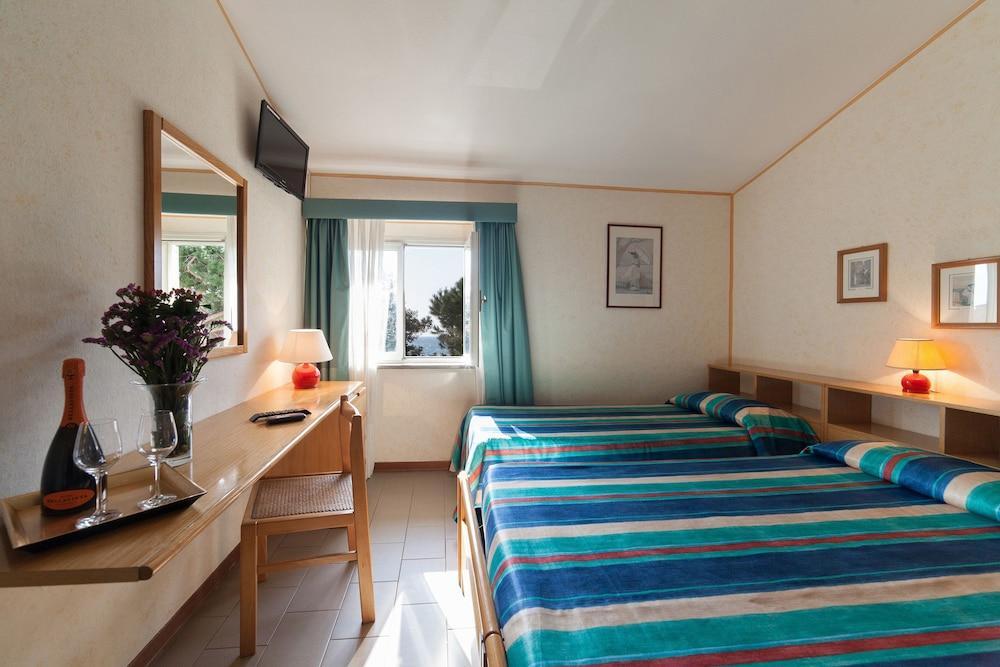 Hotel Villa Bolgheri Marina di Castagneto Carducci Εξωτερικό φωτογραφία